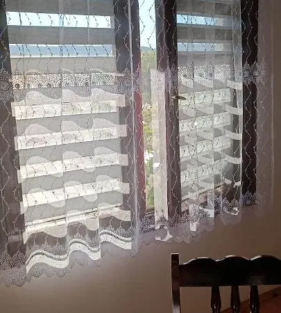 Rose -entire Place Apartman